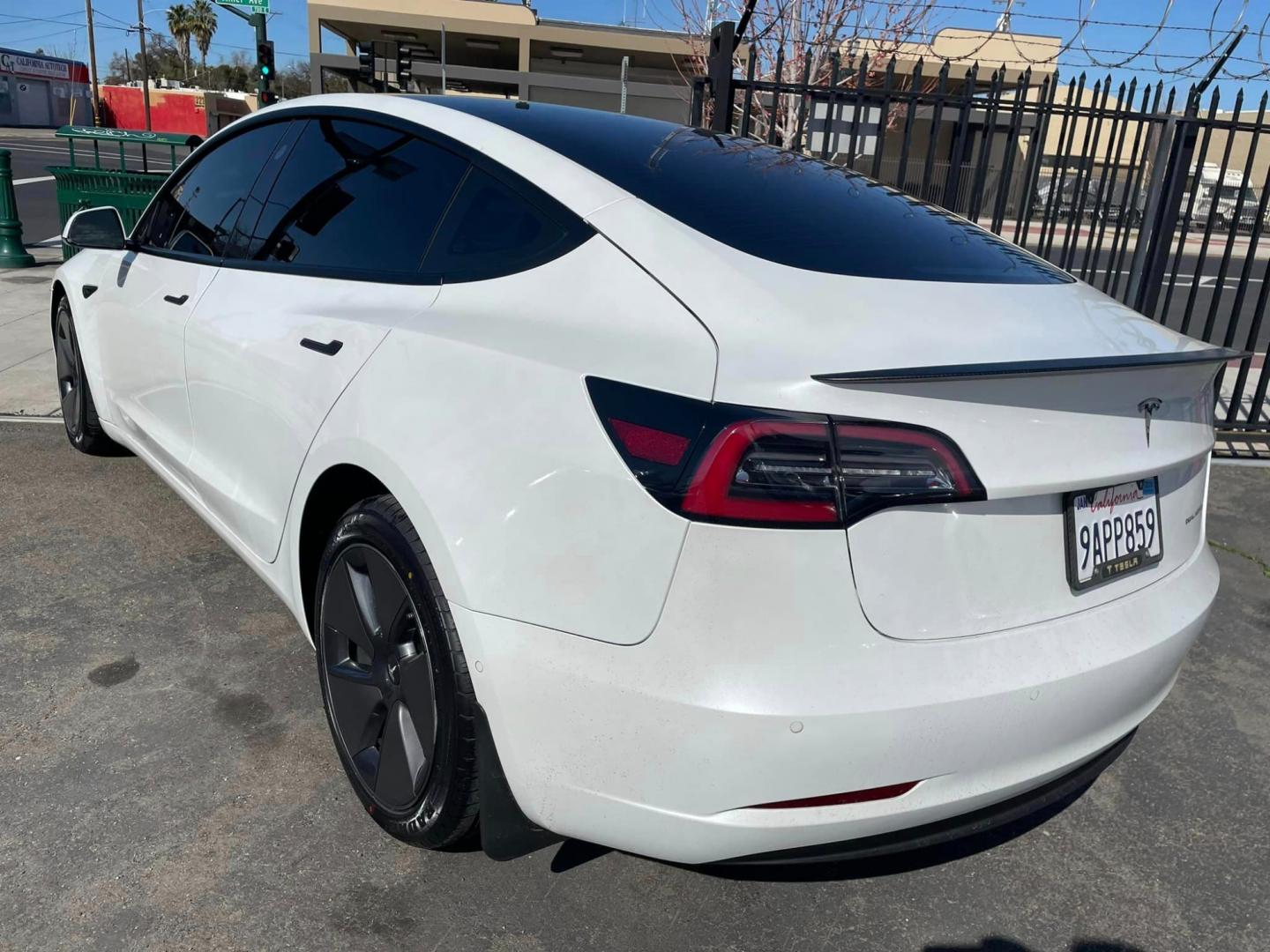 2021 WHITE /BLACK Tesla Model 3 Long Range (5YJ3E1EB8MF) with an ELECTRIC engine, 1A transmission, located at 744 E Miner Ave, Stockton, CA, 95202, (209) 944-5770, 37.956863, -121.282082 - PLUS TAXES AND FEES - Photo#8